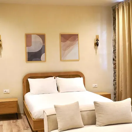 Vater Hotel *