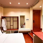 Vater 4* Szkodra